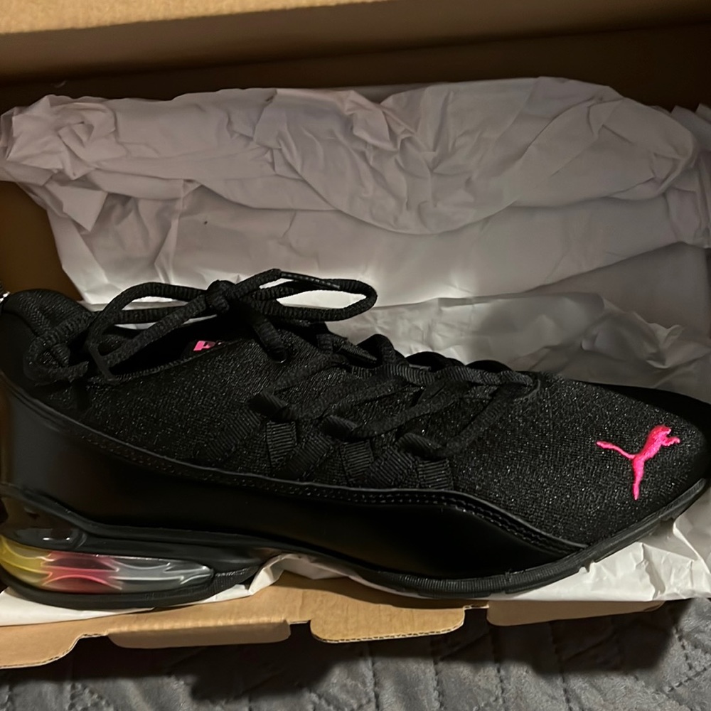 7.5 womens puma shoes